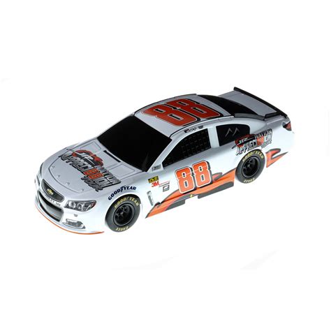Today, the club is known as the premier motorsports club and welcomes fans and collectors of NASCAR and. . Lionel racing